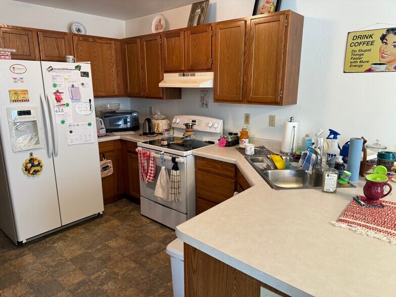 More Photos Of 34 E Paine St, Kiel Apartments For Sale