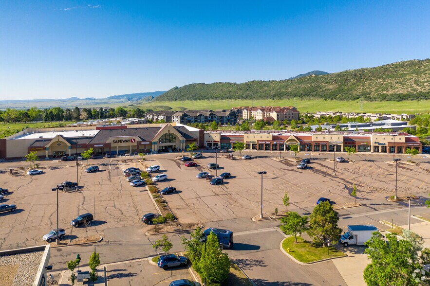 More Photos Of 12402-12482 W Ken Caryl Ave, Littleton General Retail For Lease