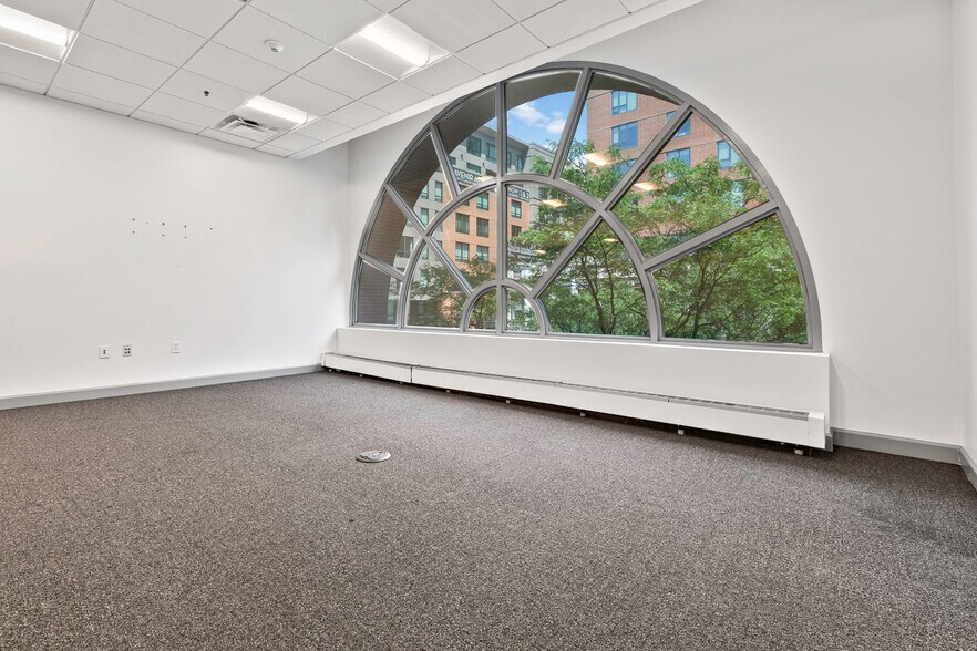 More Photos Of 90 Canal St, Boston Office For Lease