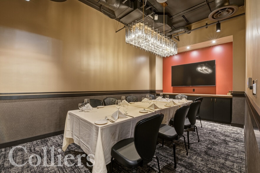 More Photos Of 610 W Idaho St, Boise Restaurant For Sale