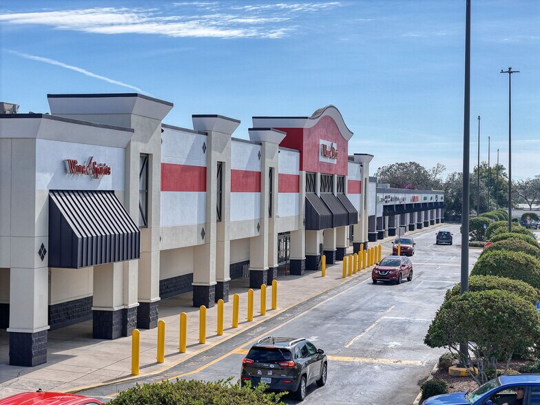 More Photos Of US Highway 19, Holiday General Retail For Lease