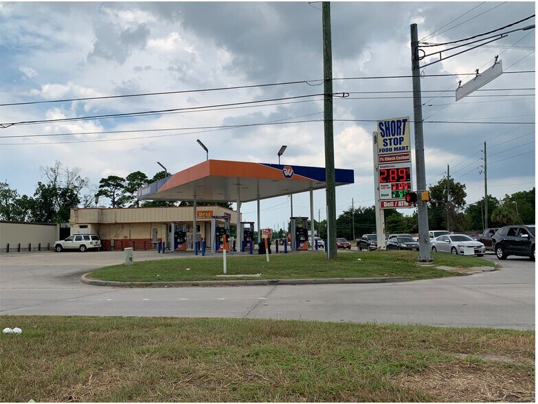 More Photos Of 16007 Aldine Westfield Rd, Houston Specialty For Sale