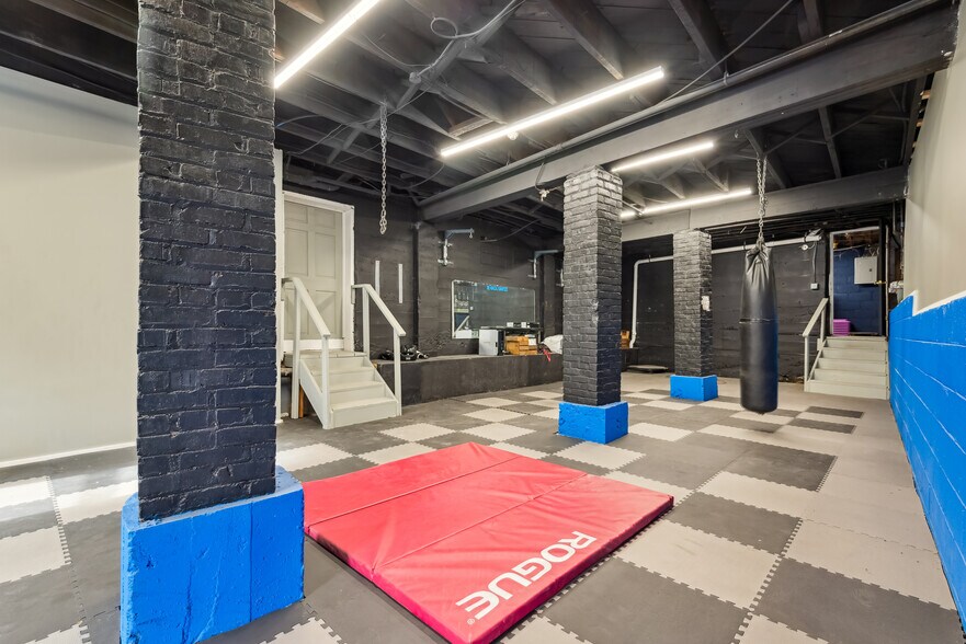 More Photos Of 322 Wanaque Ave, Pompton Lakes Storefront For Lease