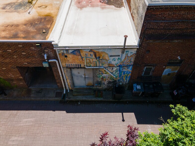 More Photos Of 50 Centre Sq, Easton Storefront Retail Residential For Sale