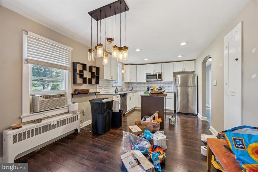 More Photos Of 413 N Pine St, Langhorne Apartments For Sale