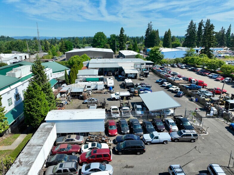 More Photos Of 943 SW Baseline St, Hillsboro Auto Repair For Sale