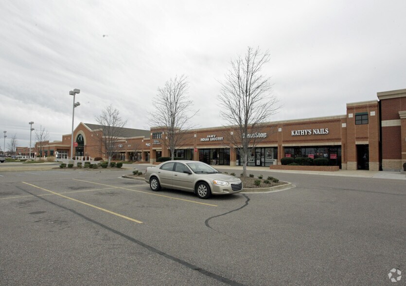 More Photos Of 255-305 New Byhalia Rd, Collierville Storefront For Lease