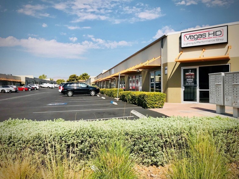 More Photos Of 3867 S Valley View Blvd, Las Vegas Warehouse For Lease