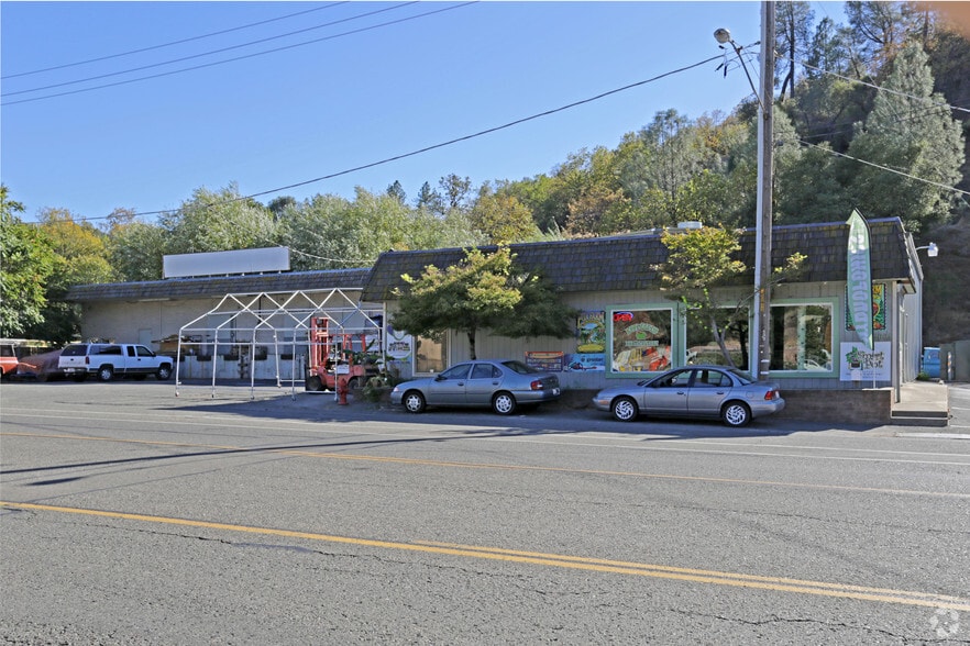 More Photos Of 560B Placerville Rd, Placerville Warehouse For Lease