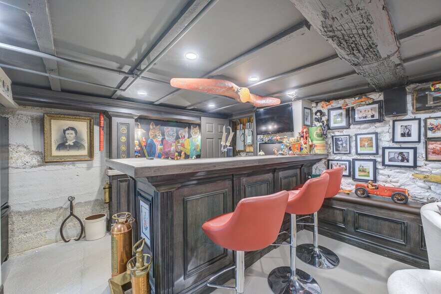 More Photos Of 60-62 Colborne St W, Brantford Storefront Retail Residential For Sale