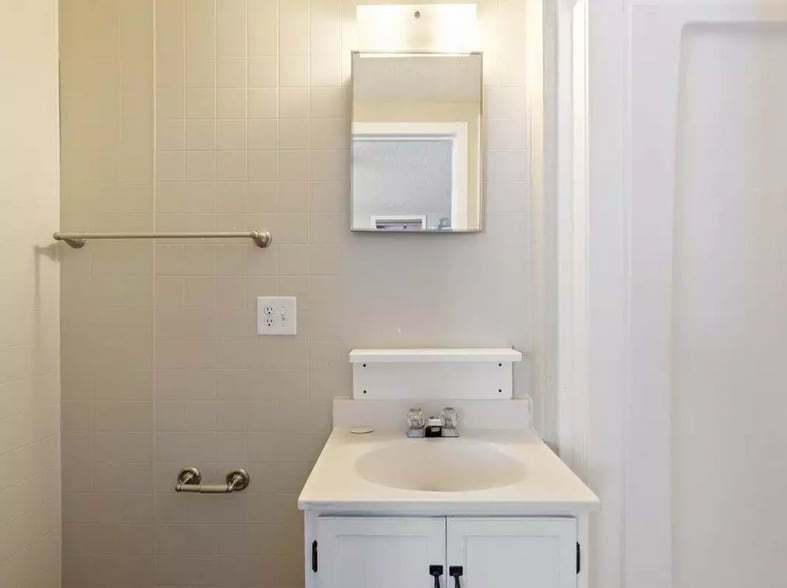 More Photos Of 107 Minnesota Ave E, Walker Apartments For Sale