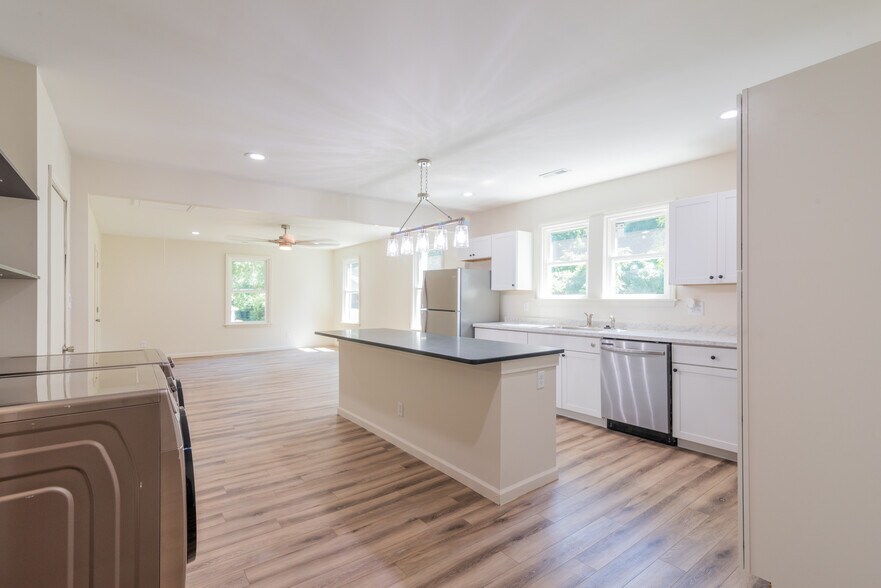 More Photos Of 506 E Marion St, Shelby Apartments For Sale