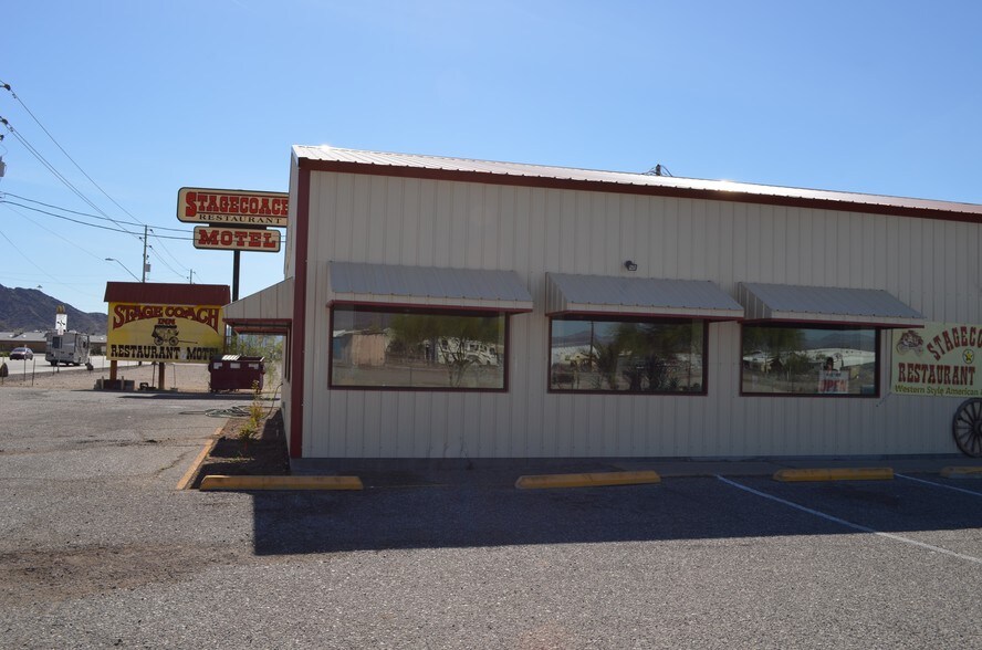 More Photos Of 904 W Main St, Quartzsite Hotel For Sale