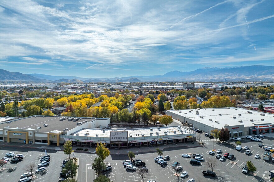 More Photos Of 587-589 E Prater Way, Sparks General Retail For Lease