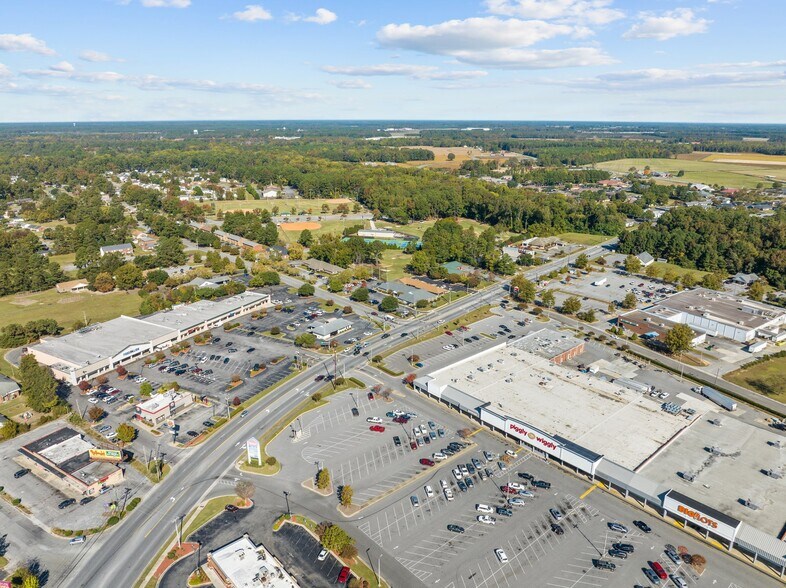 More Photos Of 2500 N Heritage St, Kinston Office For Lease