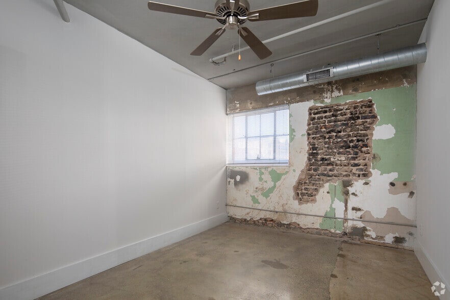 More Photos Of 111 19th St N, Birmingham Apartments For Sale