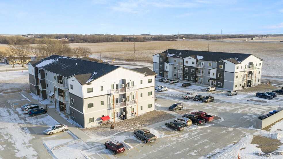 More Photos Of 120 & 124 W Hatting St, Luverne Apartments For Sale