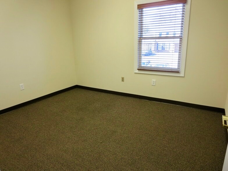 More Photos Of , Fayetteville Office For Sale