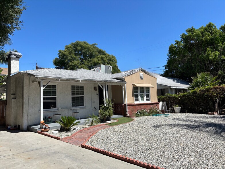 More Photos Of 5620 & 5618 Cartwright Ave, North Hollywood Apartments For Sale