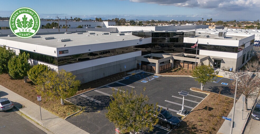 Primary Photo Of 1315 Storm Pky, Torrance Warehouse For Lease