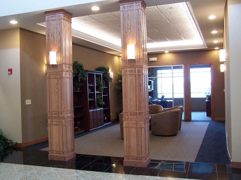 More Photos Of 7851 W 185th St, Tinley Park Unknown For Lease