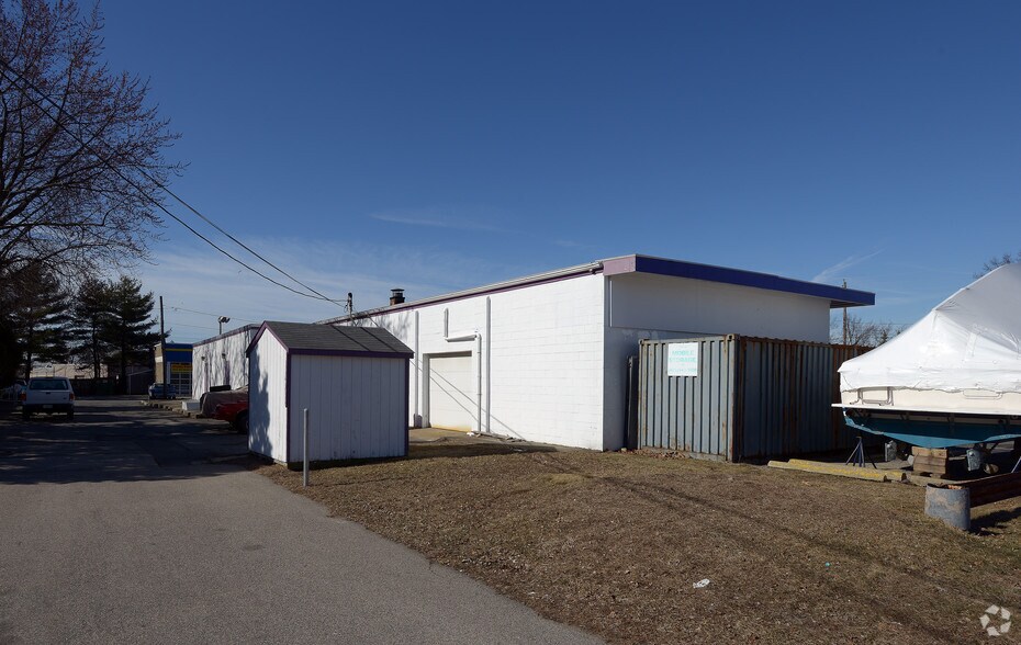 More Photos Of 1620 Post Rd, Warwick Freestanding For Sale