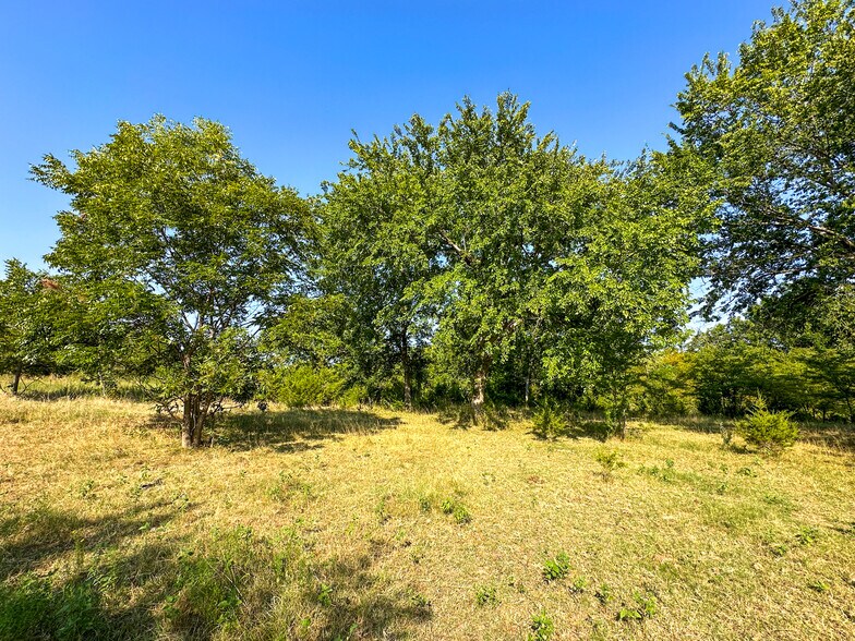 More Photos Of 5871 Roper Rd, Sperry Land For Sale