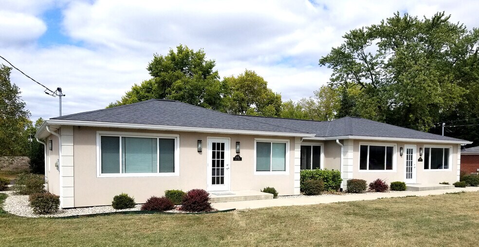 More Photos Of 6246 W Broadway, McCordsville Medical For Lease