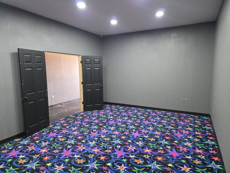 More Photos Of 1304 22nd St, Orlando Warehouse For Lease