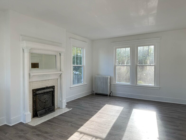 More Photos Of 2505 Genesee St, Utica Medical For Sale