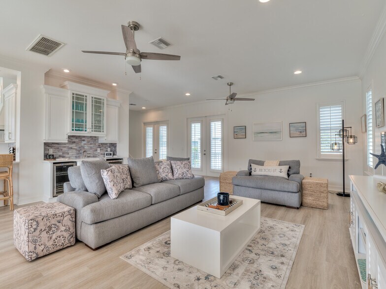 More Photos Of , Fort Myers Beach Specialty For Sale