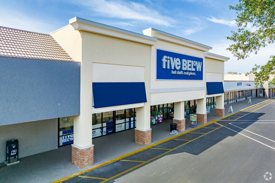 Primary Photo Of 8834-8962 State Road 52, Hudson Unknown For Lease