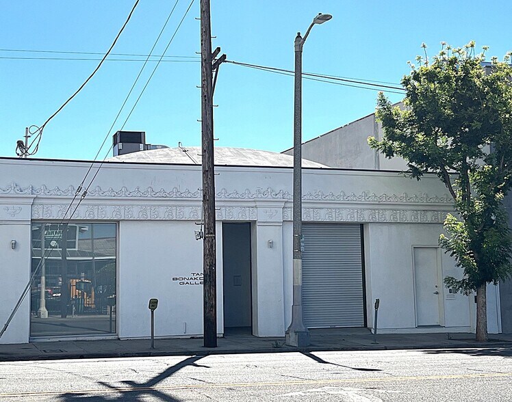 Primary Photo Of 1010-1012 N Highland Ave, Los Angeles Light Manufacturing For Lease