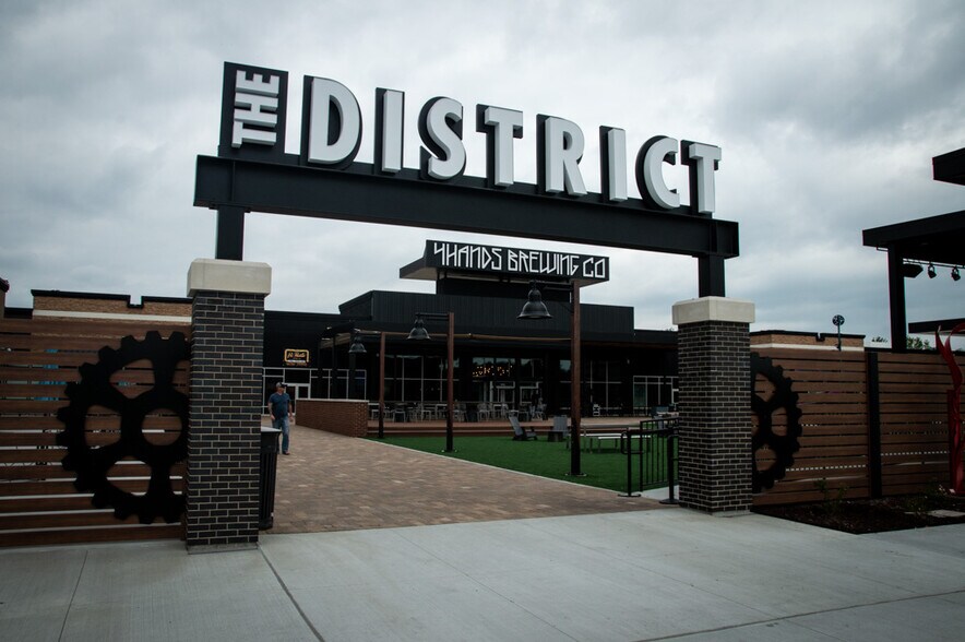 More Photos Of 16985 N Outer Forty Dr, Chesterfield Unknown For Lease