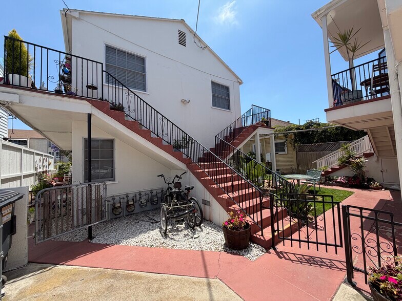 More Photos Of 812-820 E Ave, Coronado Apartments For Sale