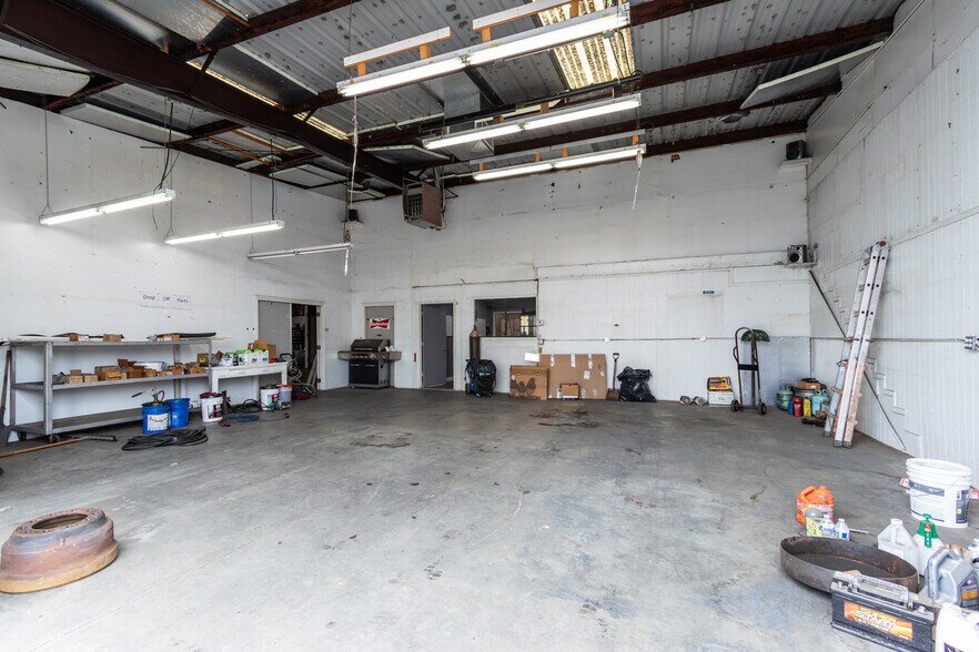 More Photos Of 448 S Pershing Ave, San Bernardino Warehouse For Sale
