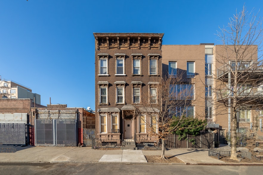 Primary Photo Of 76 Steuben St, Brooklyn Multifamily For Sale