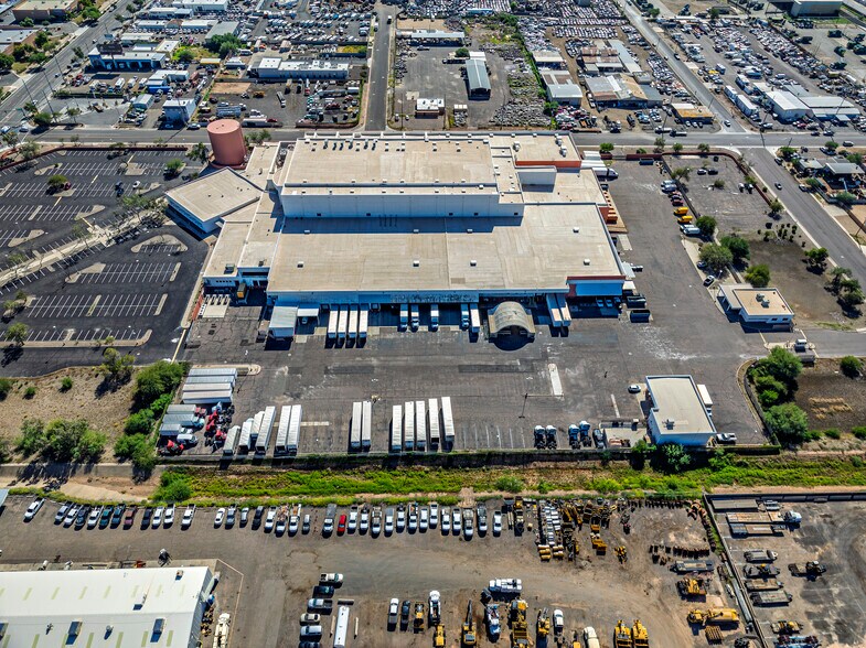 More Photos Of 22600 N 19th Ave, Phoenix Manufacturing For Sale
