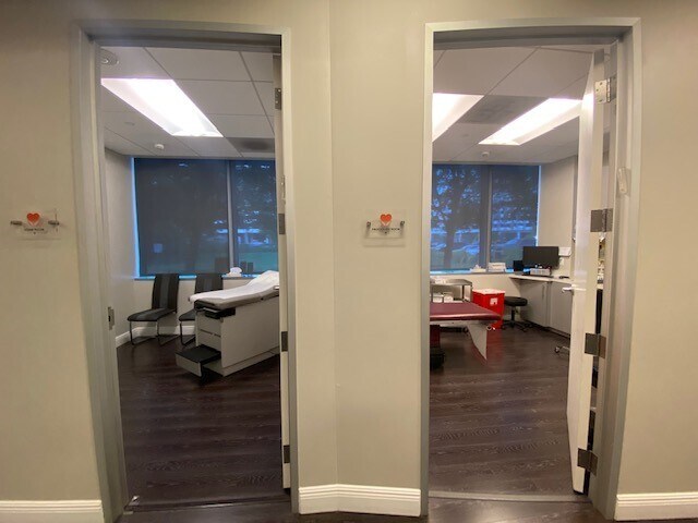 More Photos Of 21550 Biscayne Blvd, Aventura Medical For Lease