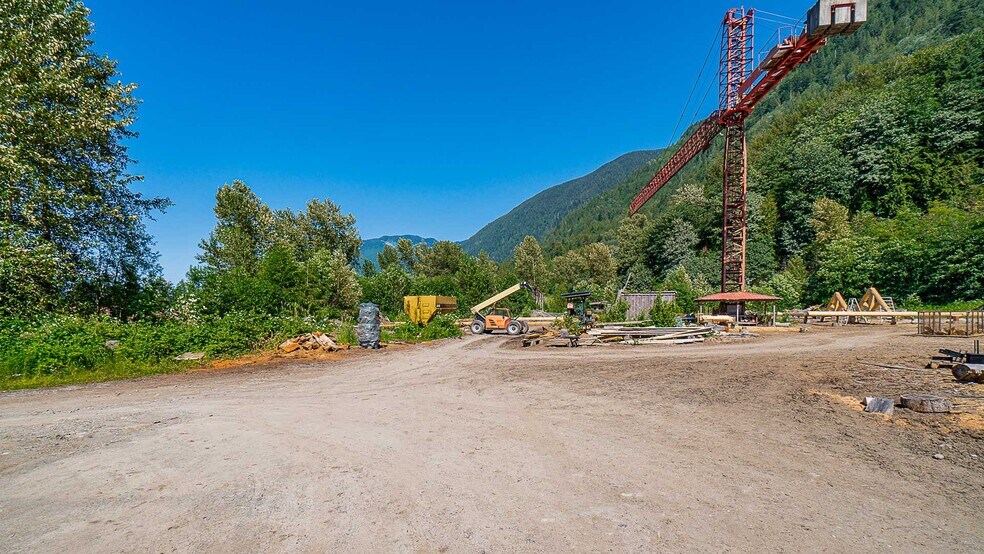 More Photos Of 54370 Bridal Falls Rd, Rosedale Land For Lease