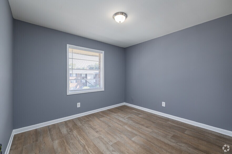 More Photos Of 1988 Plaza Ln SW, Atlanta Apartments For Sale