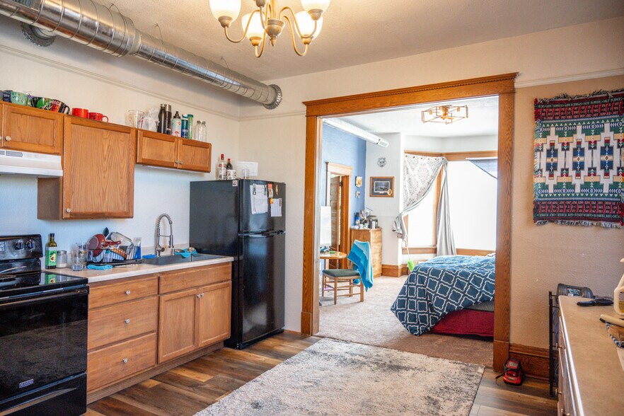 More Photos Of 207 E State St, Mauston Storefront Retail Residential For Sale