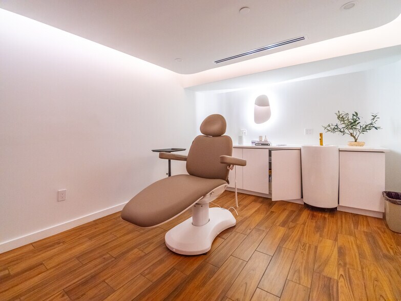 More Photos Of 100 Northampton St, Easton Apartments For Sale