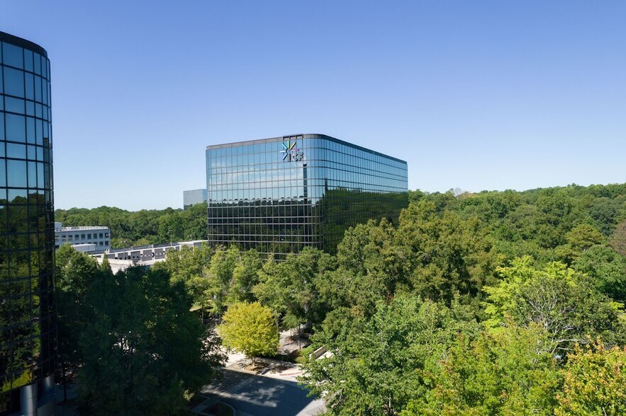 More Photos Of 2635 Century Pky NE, Atlanta Office For Lease