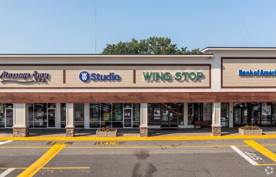 More Photos Of 630 Fellsway, Medford Unknown For Lease