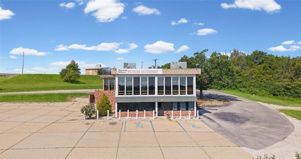 More Photos Of 1909 N Service Rd E, Saint Clair Freestanding For Sale
