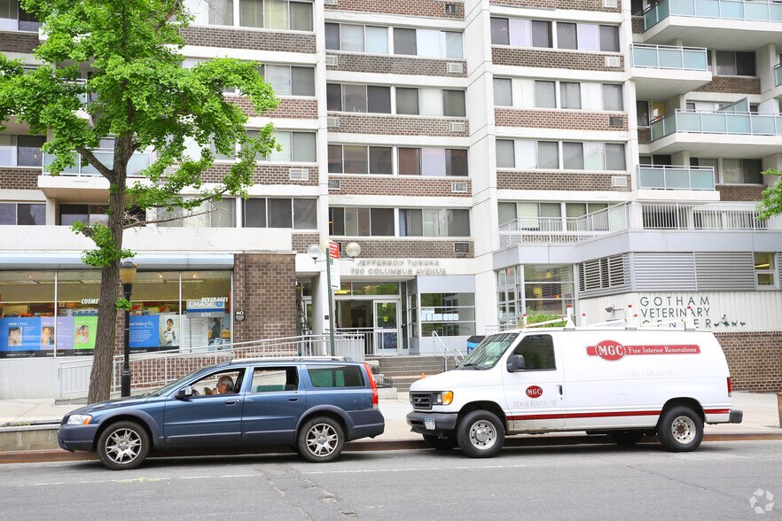 More Photos Of 700 Columbus Ave, New York Apartments For Lease