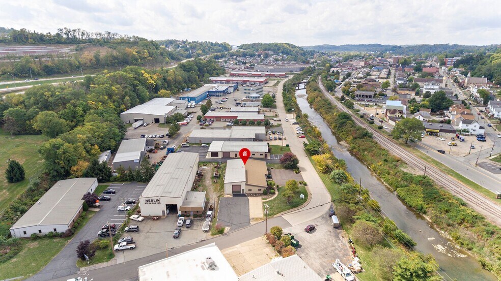 More Photos Of 6 Four Coins Dr, Canonsburg Light Distribution For Lease