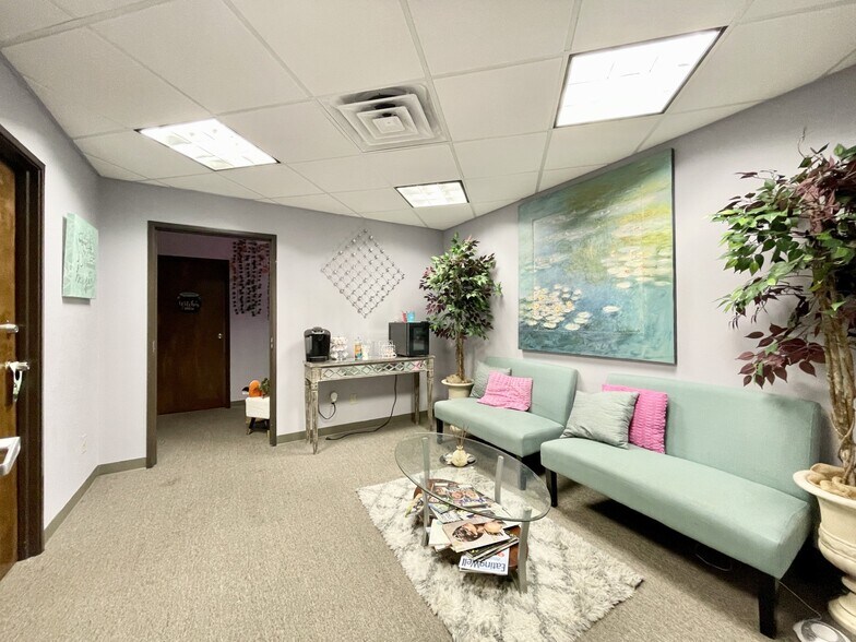 More Photos Of 2850 W Serendipity Cir, Colorado Springs Medical For Lease