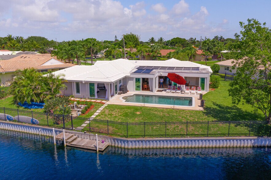 More Photos Of 1768 Tudor Rd, North Palm Beach Specialty For Sale
